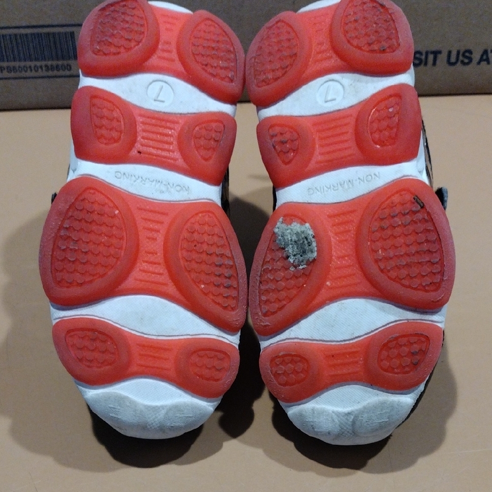 Marvel Spiderman Light Up Kids Sneakers - Red, Black, and Gray - Picture 4 of 4